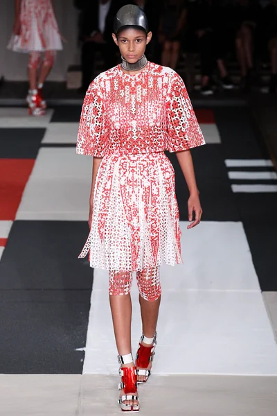 Look 17